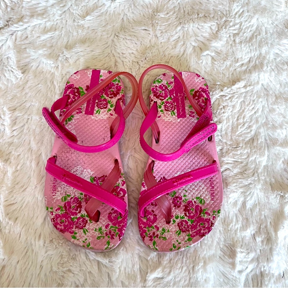 Baby Ipanema pink sandals size 7.